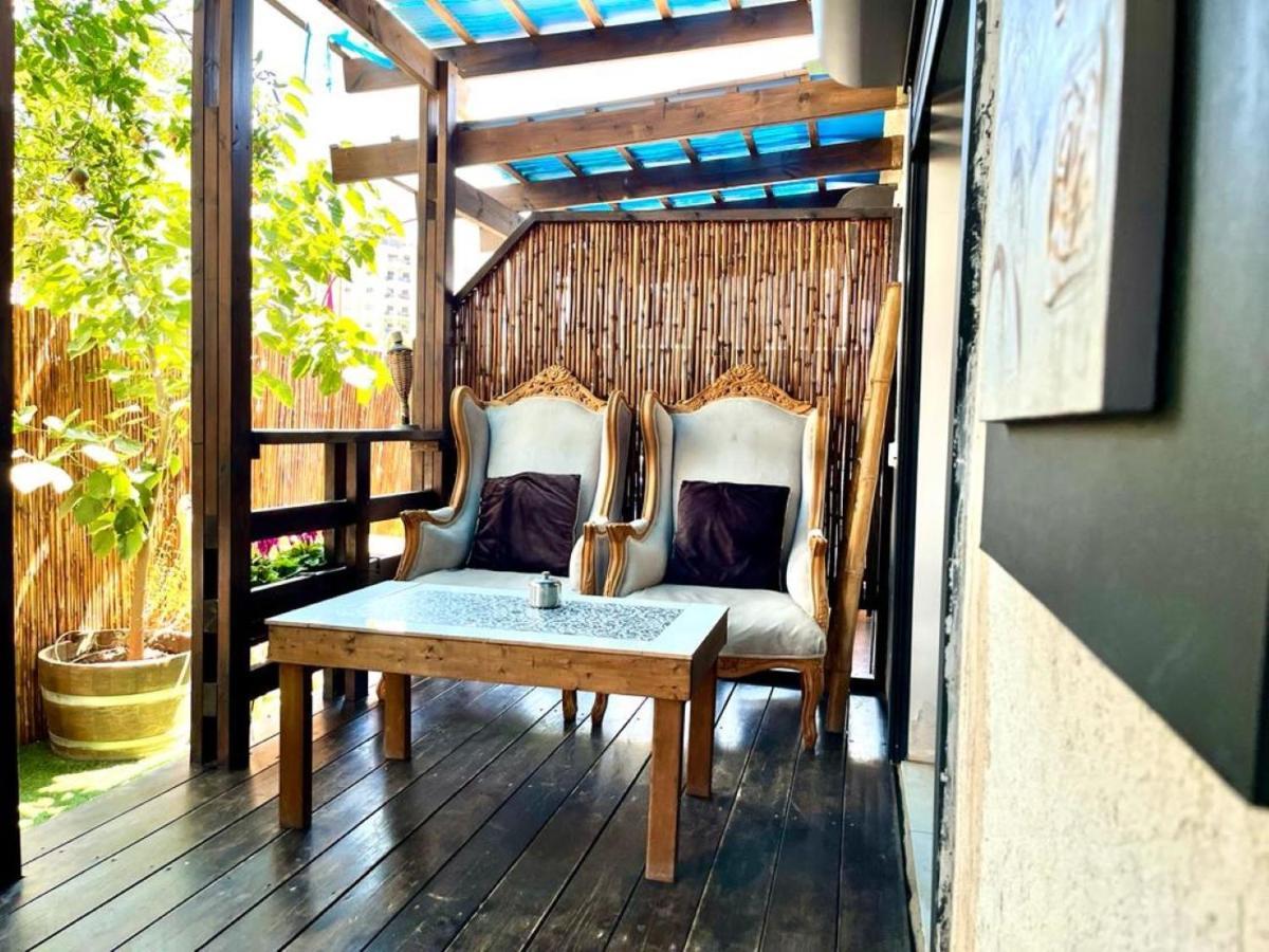 ハデラ Ahuzat Shaul Seaside Bed & Breakfast エクステリア 写真