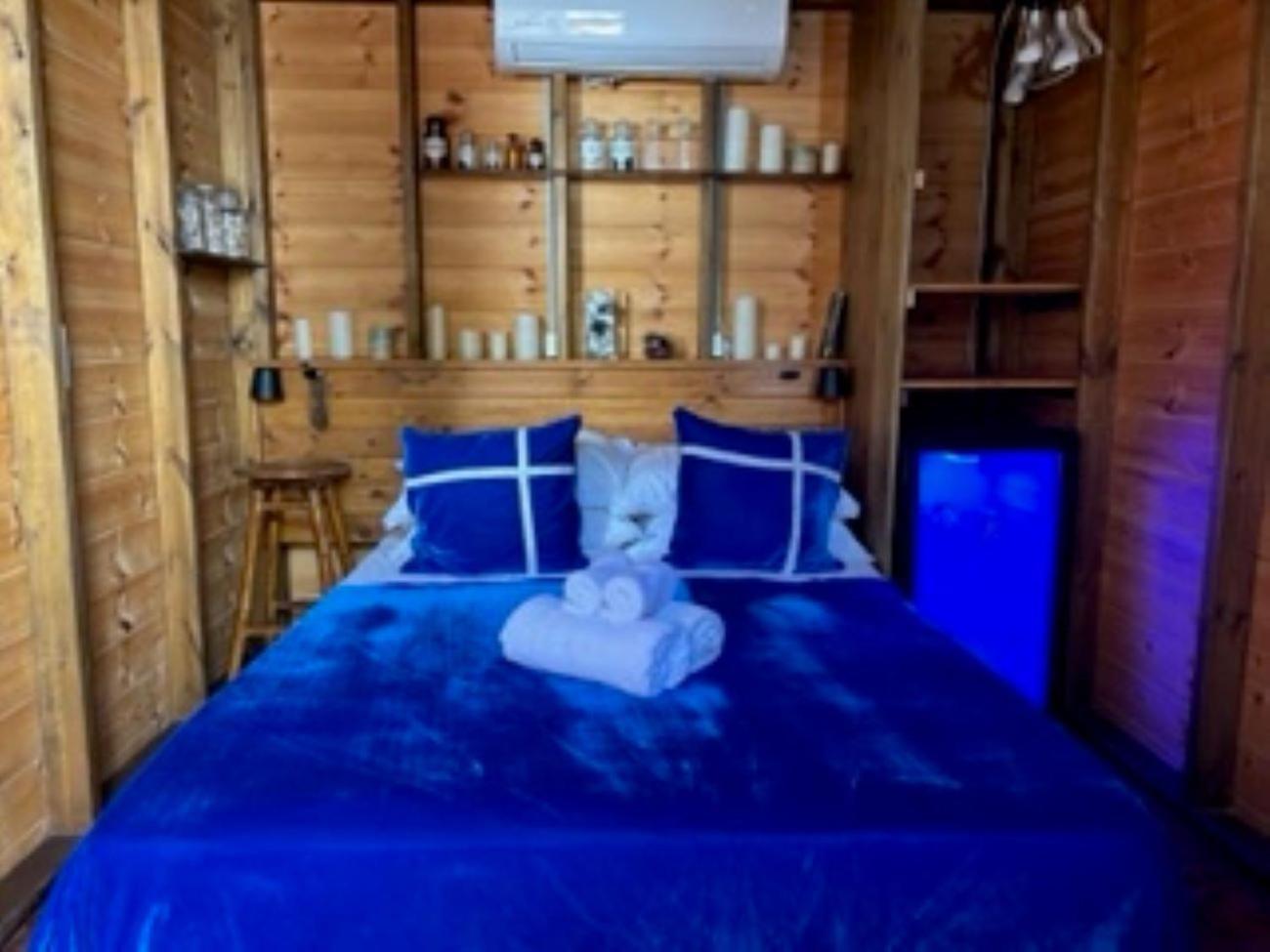 ハデラ Ahuzat Shaul Seaside Bed & Breakfast エクステリア 写真