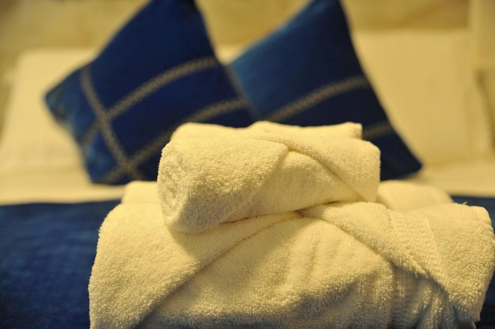 ハデラ Ahuzat Shaul Seaside Bed & Breakfast エクステリア 写真