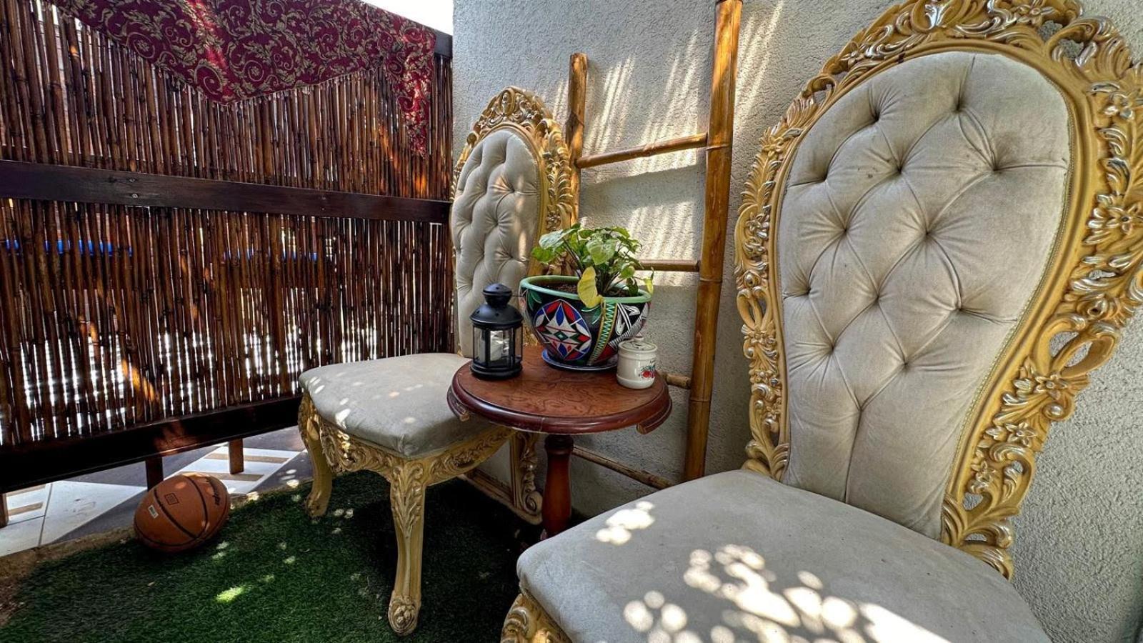 ハデラ Ahuzat Shaul Seaside Bed & Breakfast エクステリア 写真