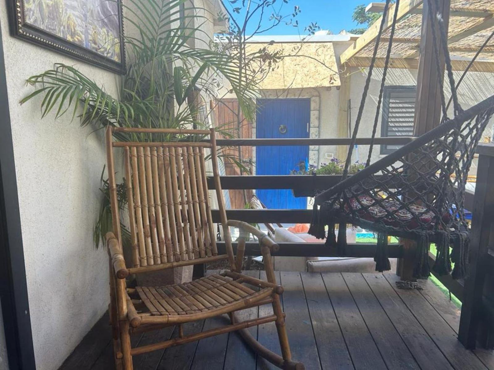 ハデラ Ahuzat Shaul Seaside Bed & Breakfast エクステリア 写真