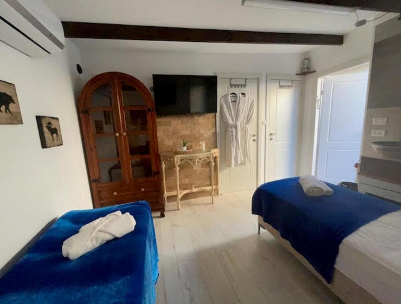 ハデラ Ahuzat Shaul Seaside Bed & Breakfast エクステリア 写真